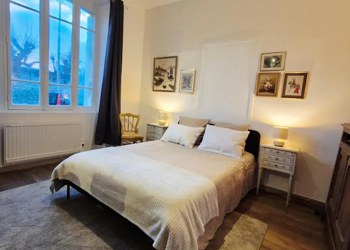 Sud, Pres De L'oise Apartment *